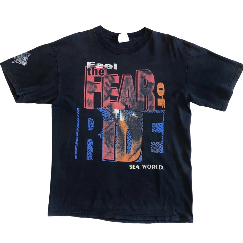 Vintage 90’s Sea World T-Shirt